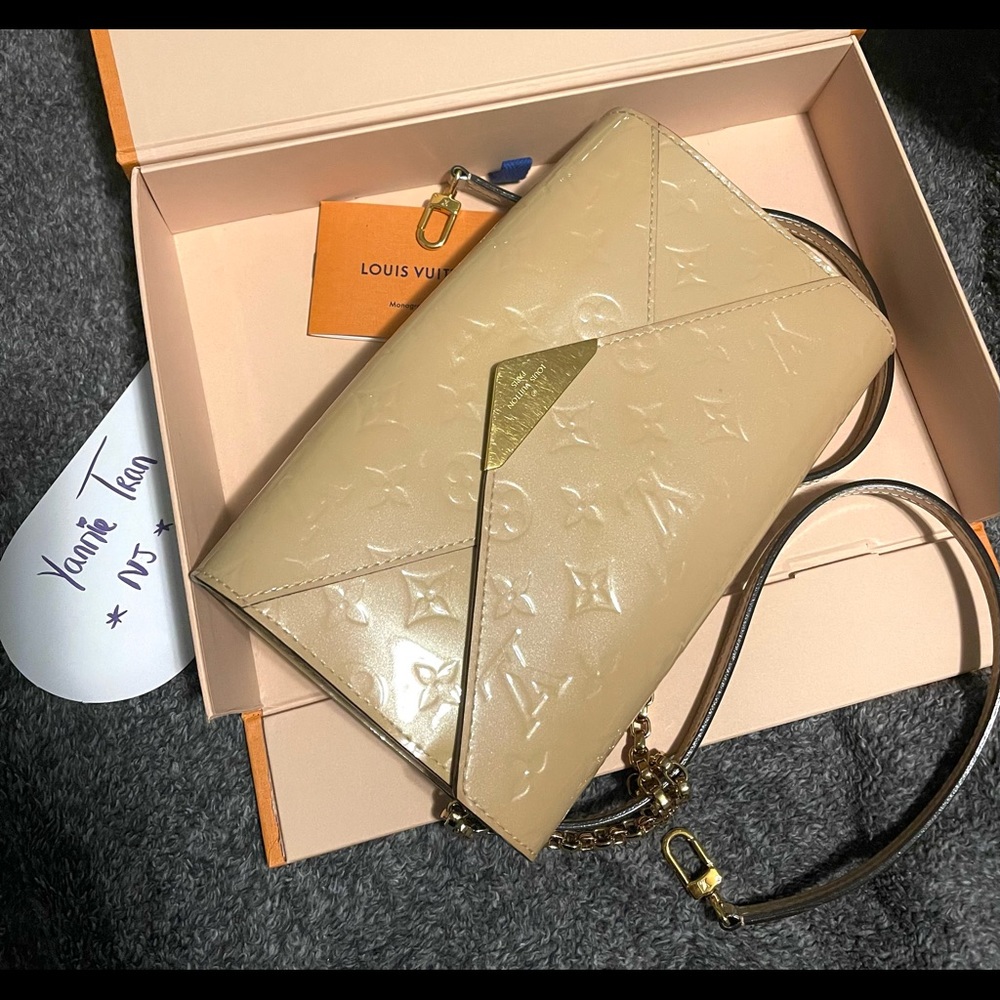 Louis Vuitton Mira Leather crossbody - shoulder bag